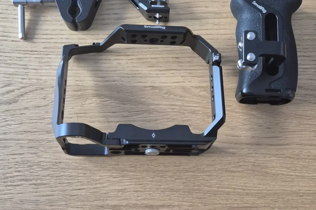 Location SmallRig Basic Cage Kit - Lightyshare