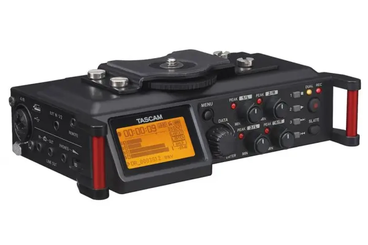 Location Tascam DR-70D - Lightyshare