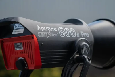 Location Aputure LS 600D