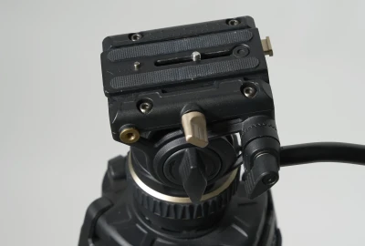 Location SmallRig AD100 - 3989 - Trépied en Fibre de Carbone Robuste avec 360° Tête Fluide