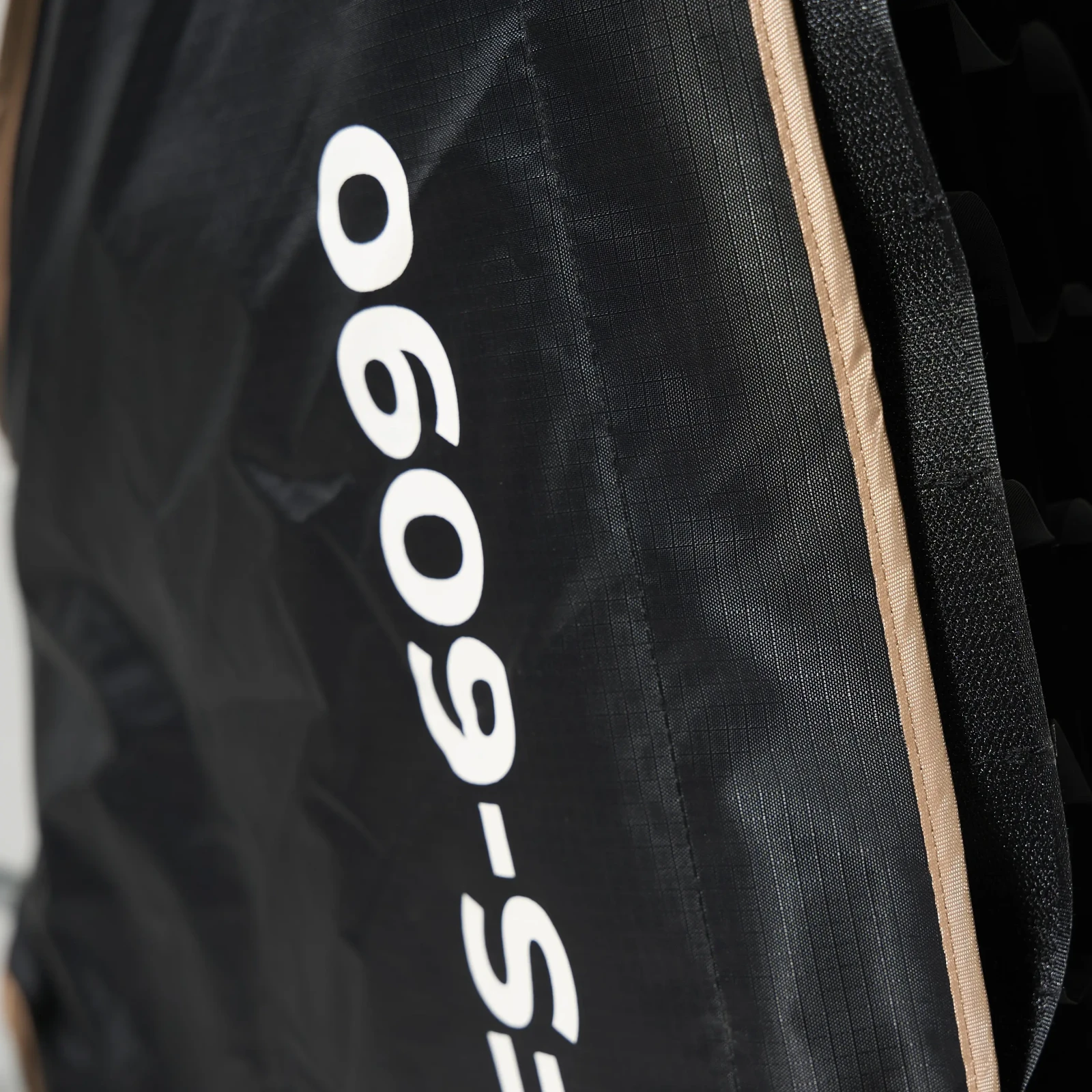 SmallRig FS 6090 - Softbox Bowens SMALLRIG 60x90cm - Photo 2 sur 2