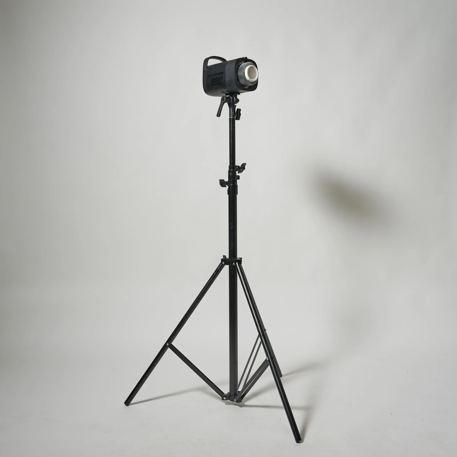 Neewer CB100C - Photo 4 sur 4