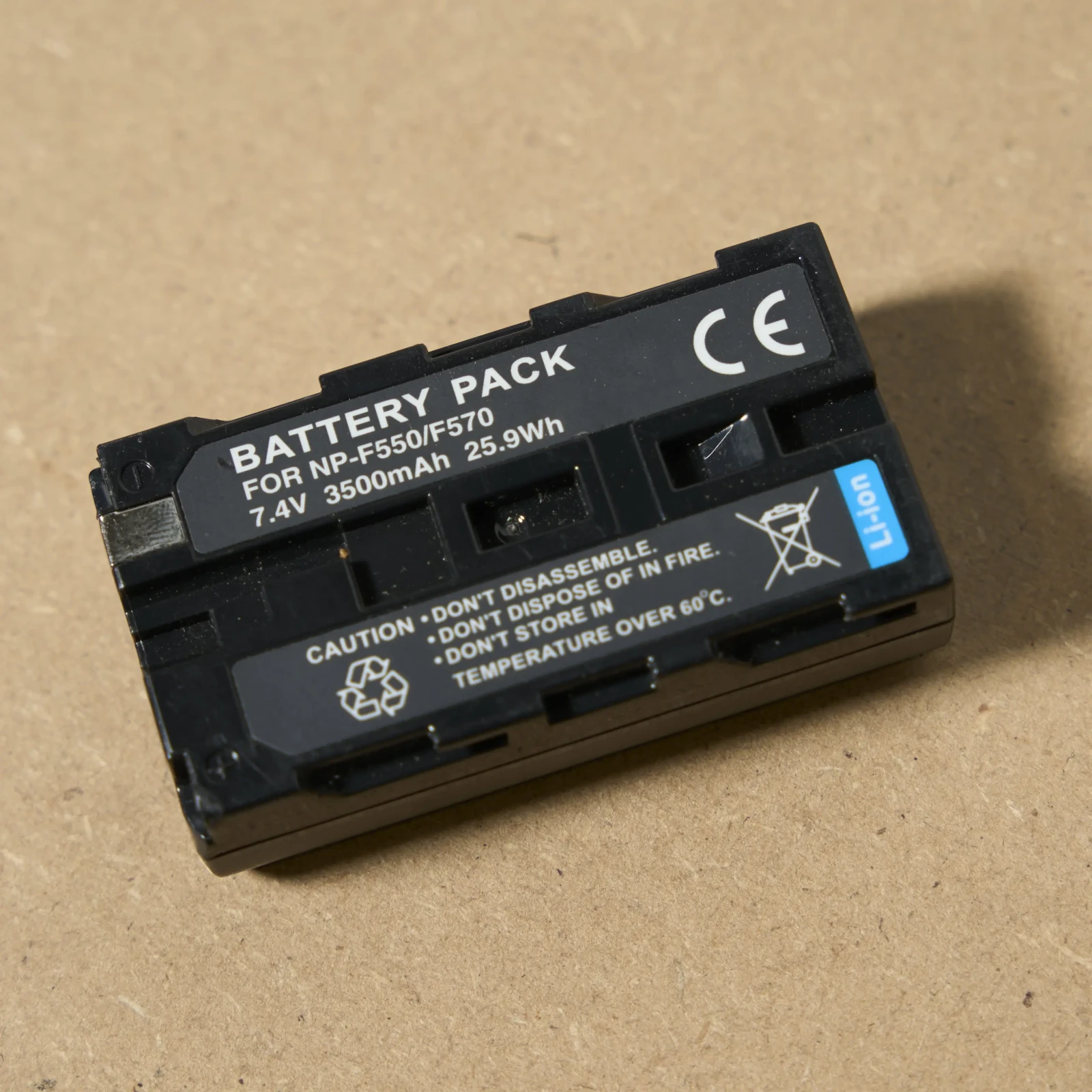 Blackmagic NP-F570 - Photo 3 sur 3