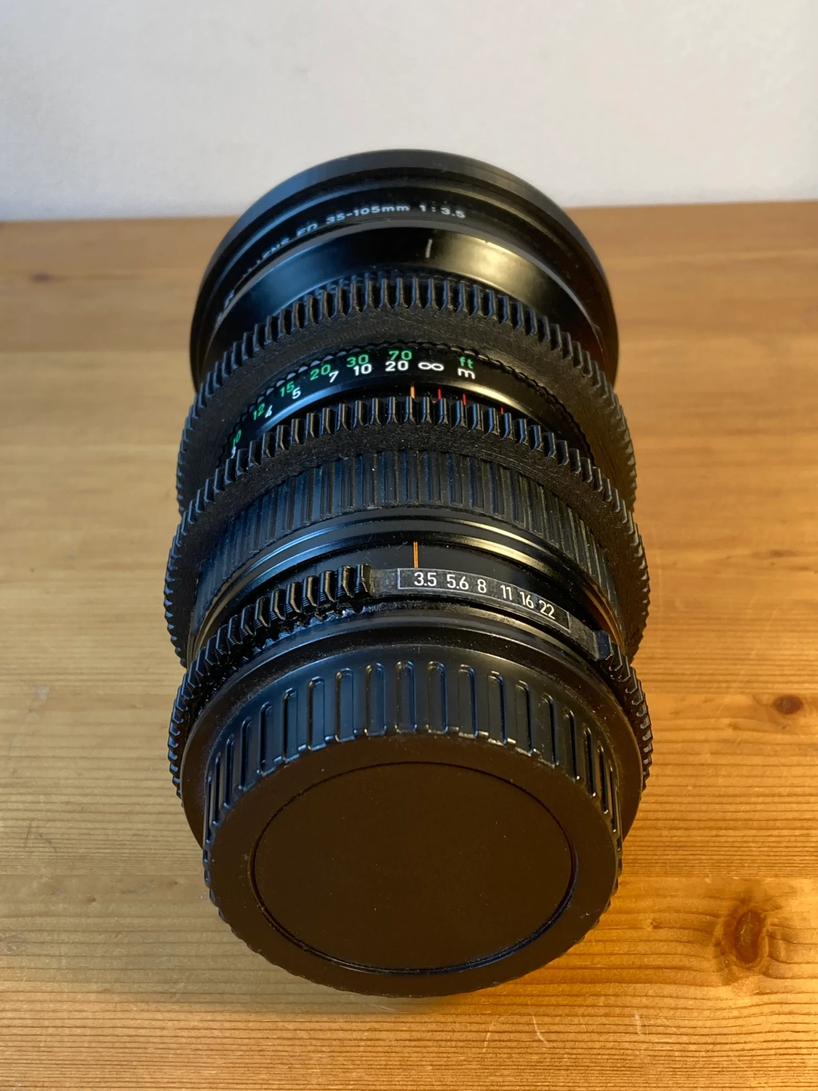 Canon FD Zoom 35-105mm f/3.5 - Photo 2 sur 5