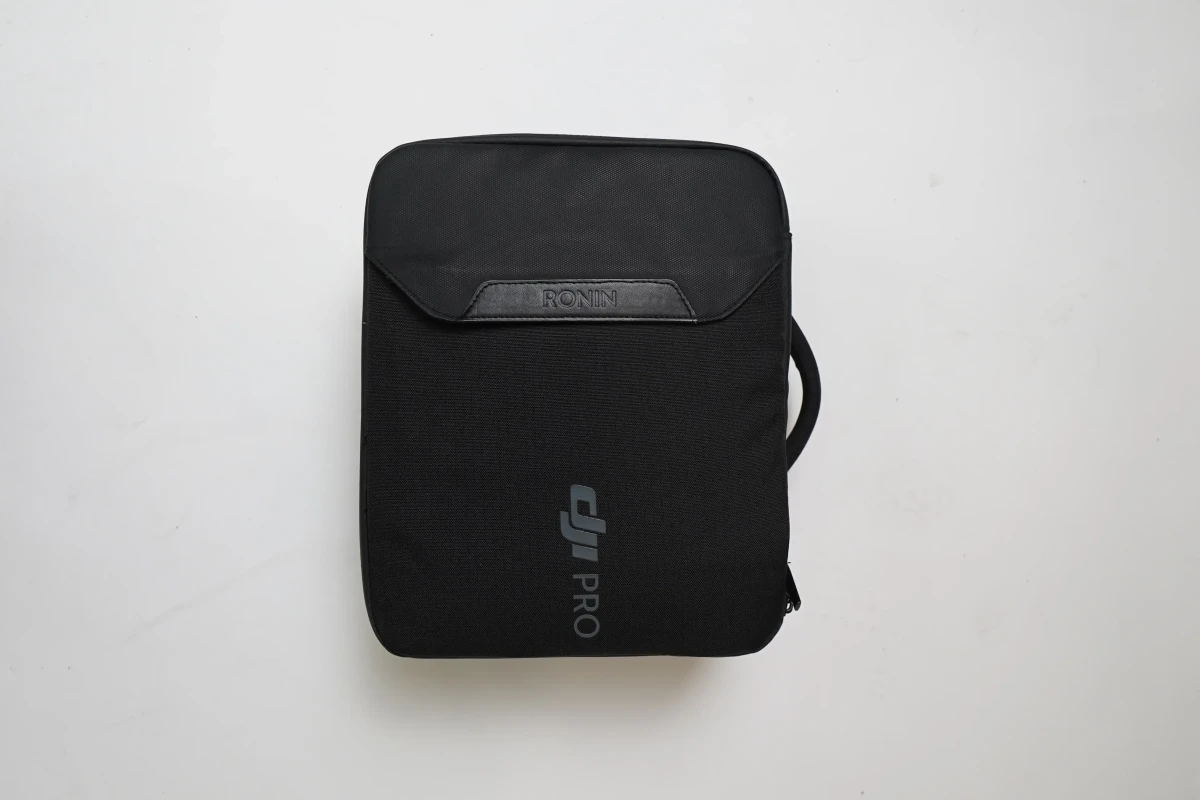 Location DJI RS2 Pro Combo - Lightyshare