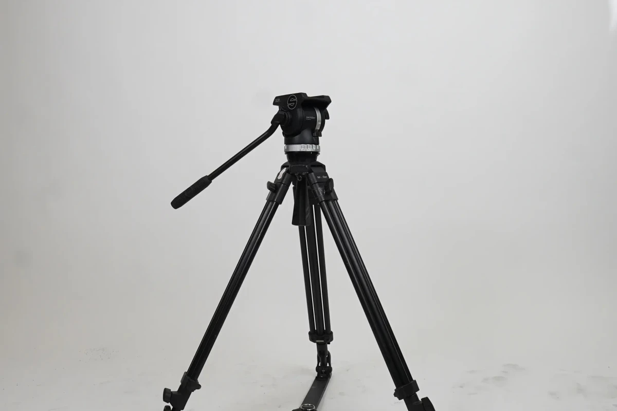 Location Sachtler ACE M GS - Lightyshare
