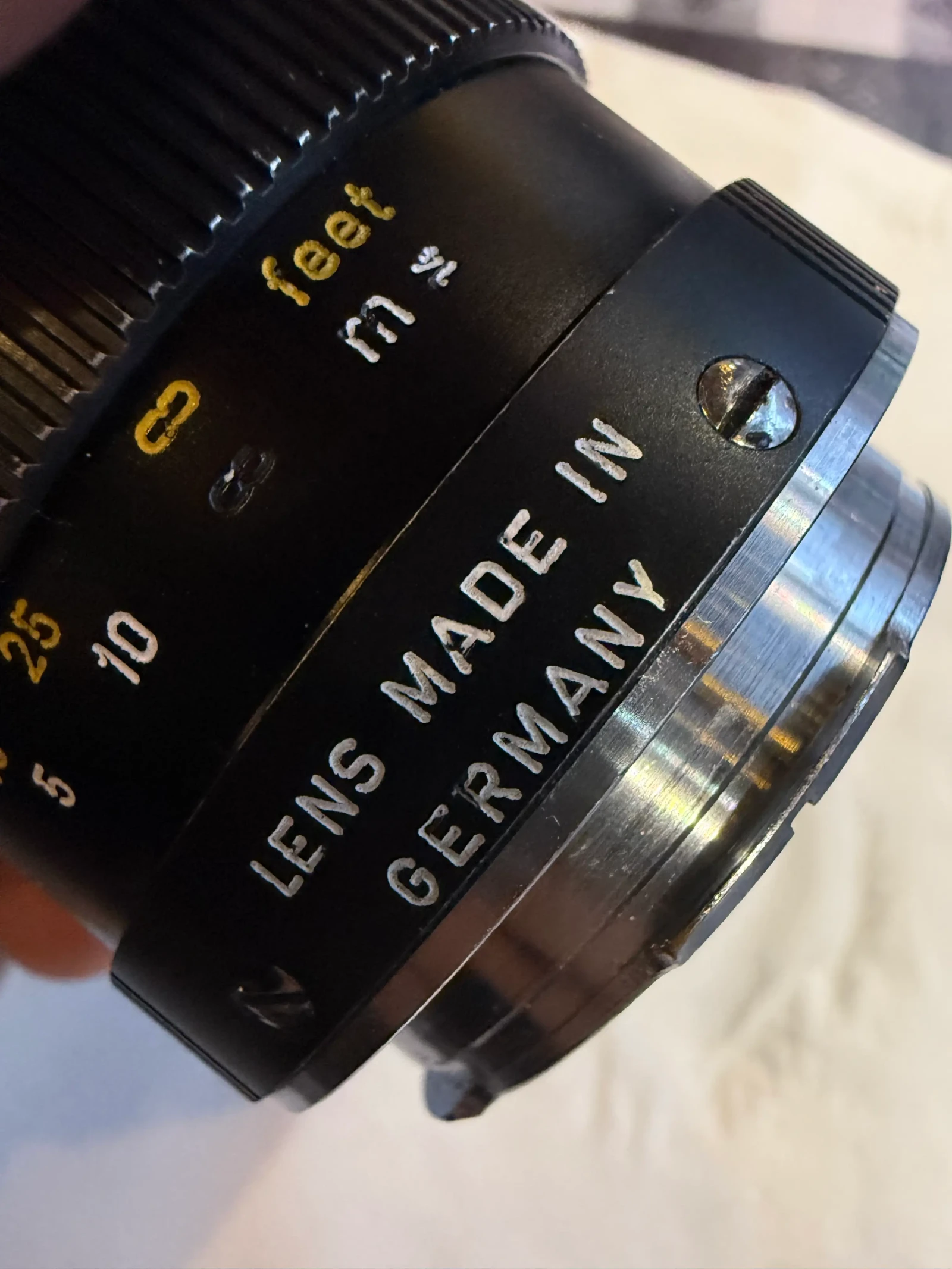 Leica Summilux 50mm f/1.4 (pre Asph, e43) - Photo 1 sur 2