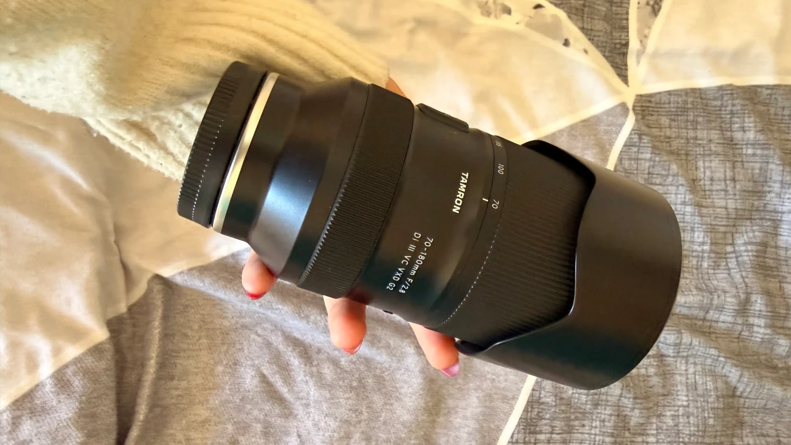 Tamron 70-180mm F/2.8 Di III VXD pour Sony FE - Photo 3 sur 4