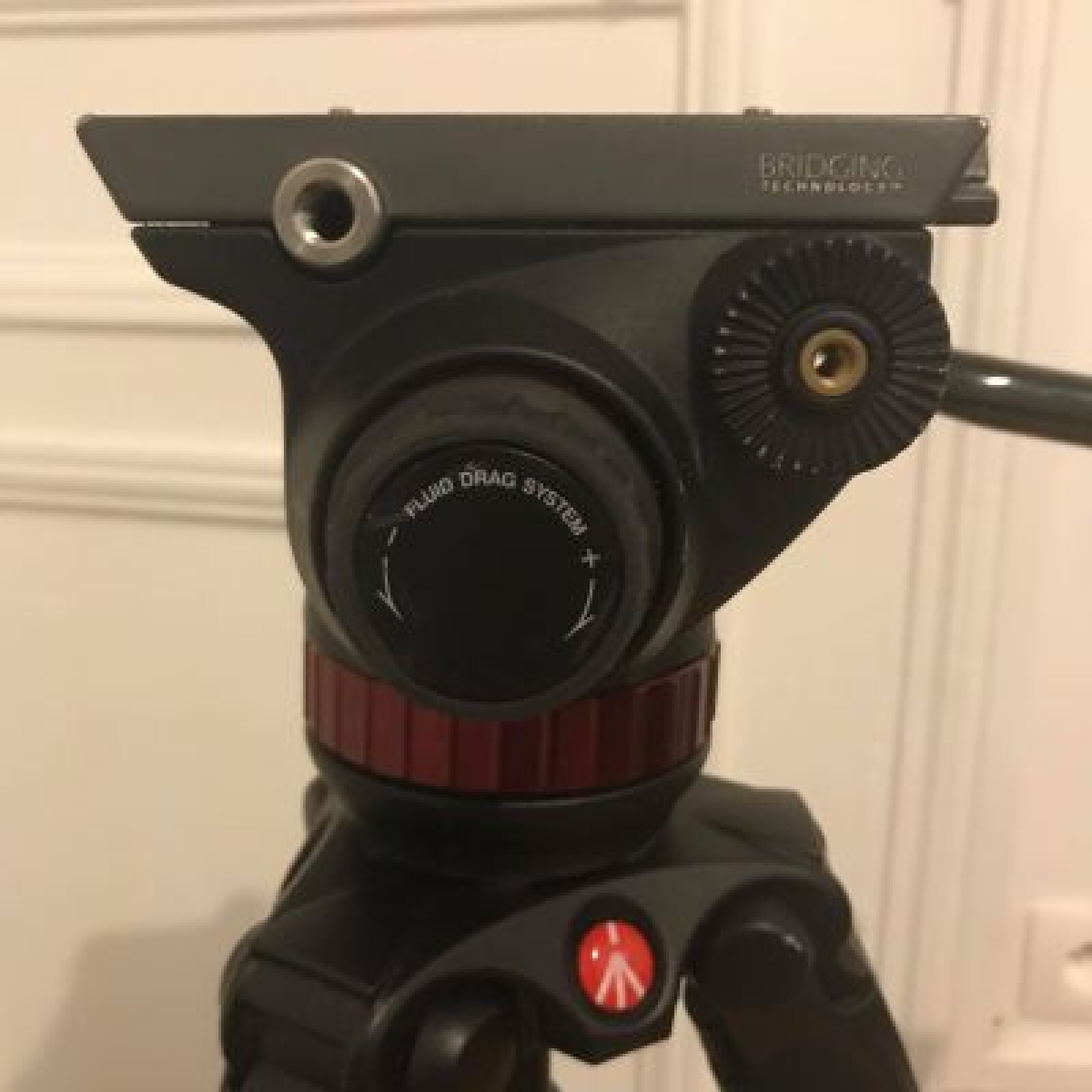 Trépied Manfrotto MVK502C-1 + sac de transport - Photo 1 sur 4