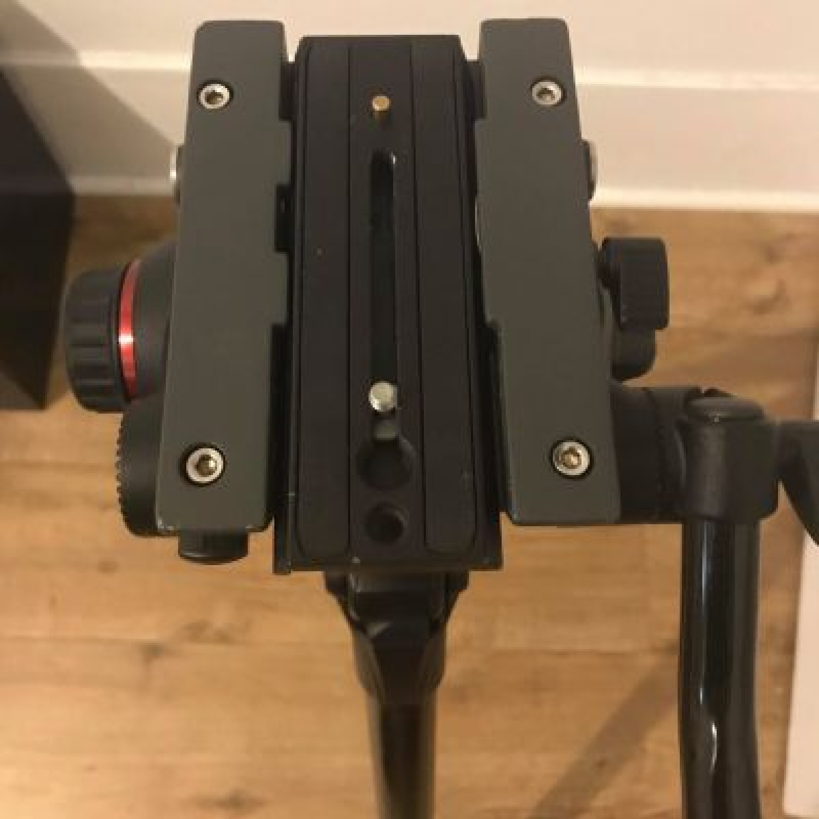 Trépied Manfrotto MVK502C-1 + sac de transport - Photo 3 sur 4