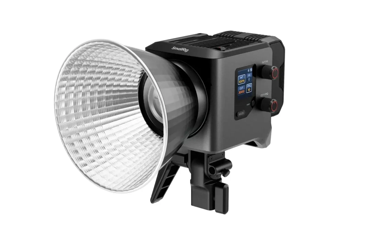 Location SmallRig RC 220B Pro COB LED Video Light - Lightyshare