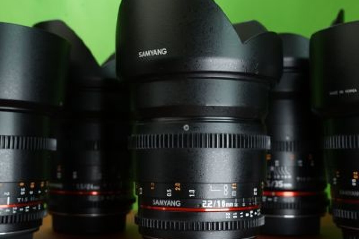Location SAMYANG CINÉ  2 OPTIQUES  PACK  EF (16-24-35-50-85) - Lightyshare