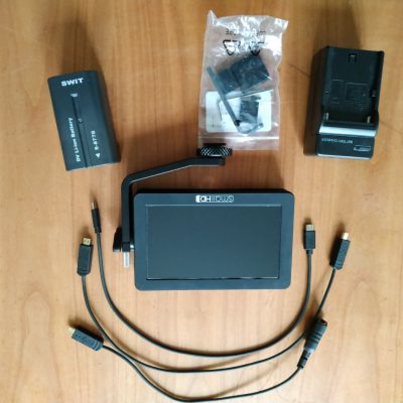 SmallHD focus 5 pouces HDMI - Photo 1 sur 4