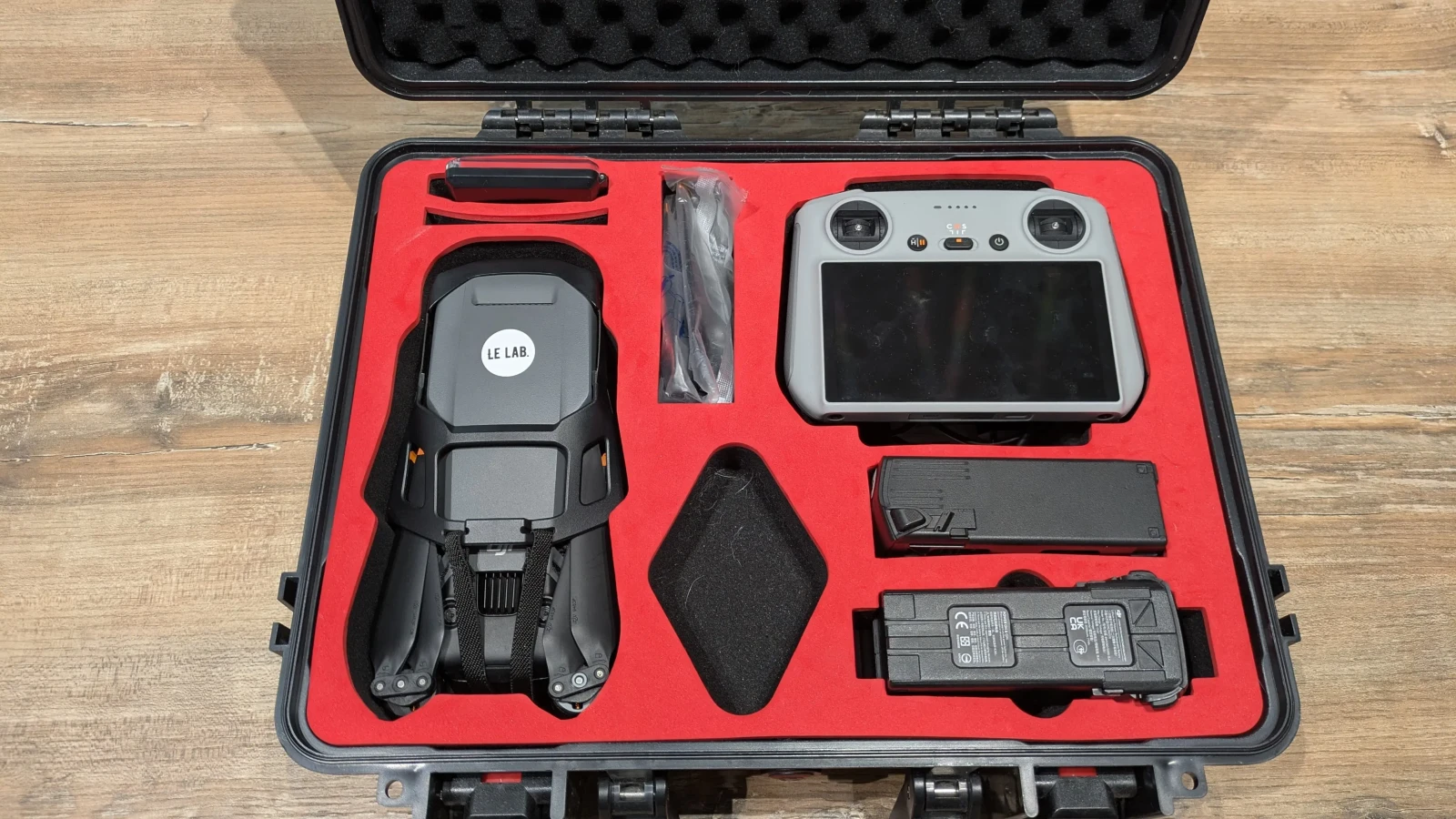 DJI Mavic 3 classic - Photo 2 sur 2
