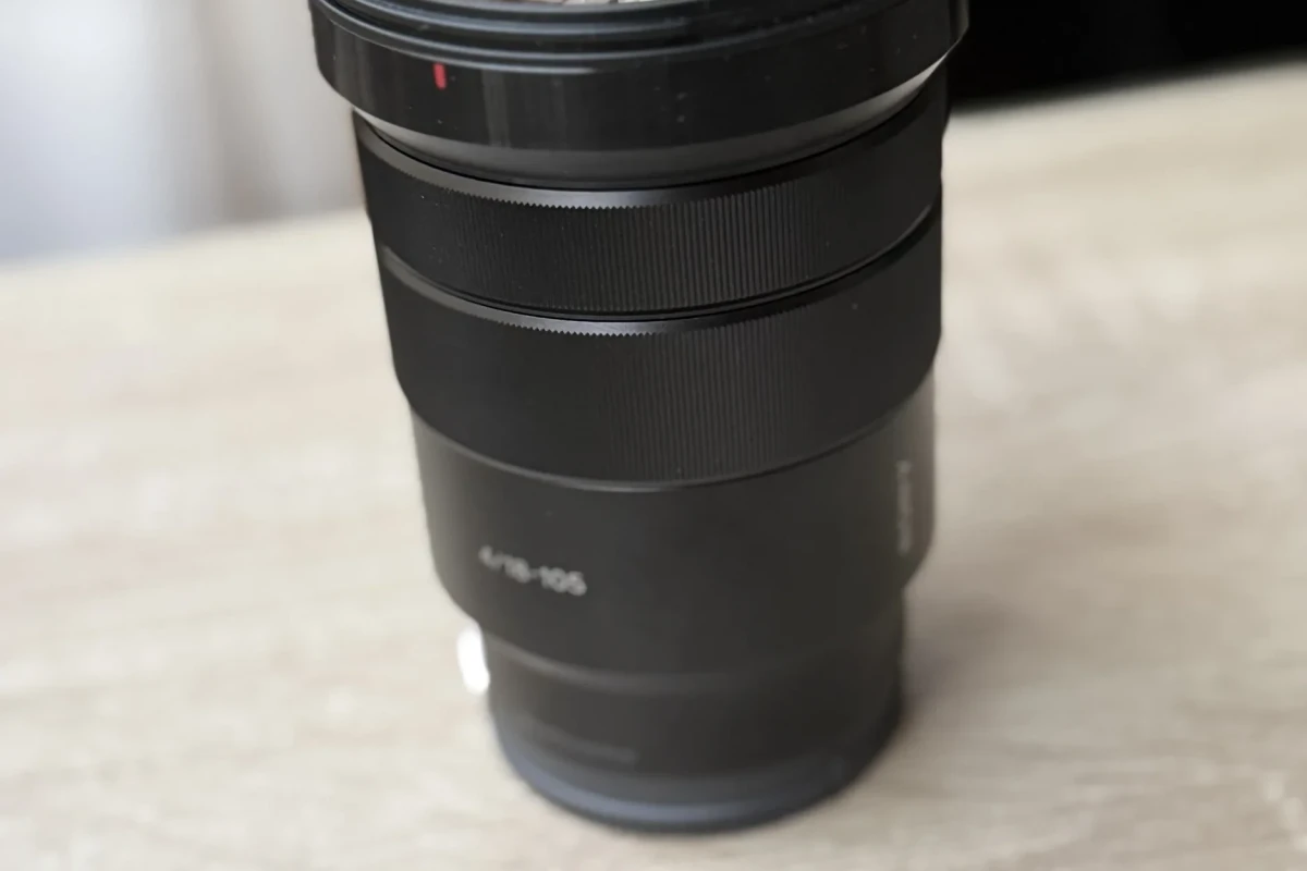 Location Sony 18-105mm f/4 G OSS - Lightyshare