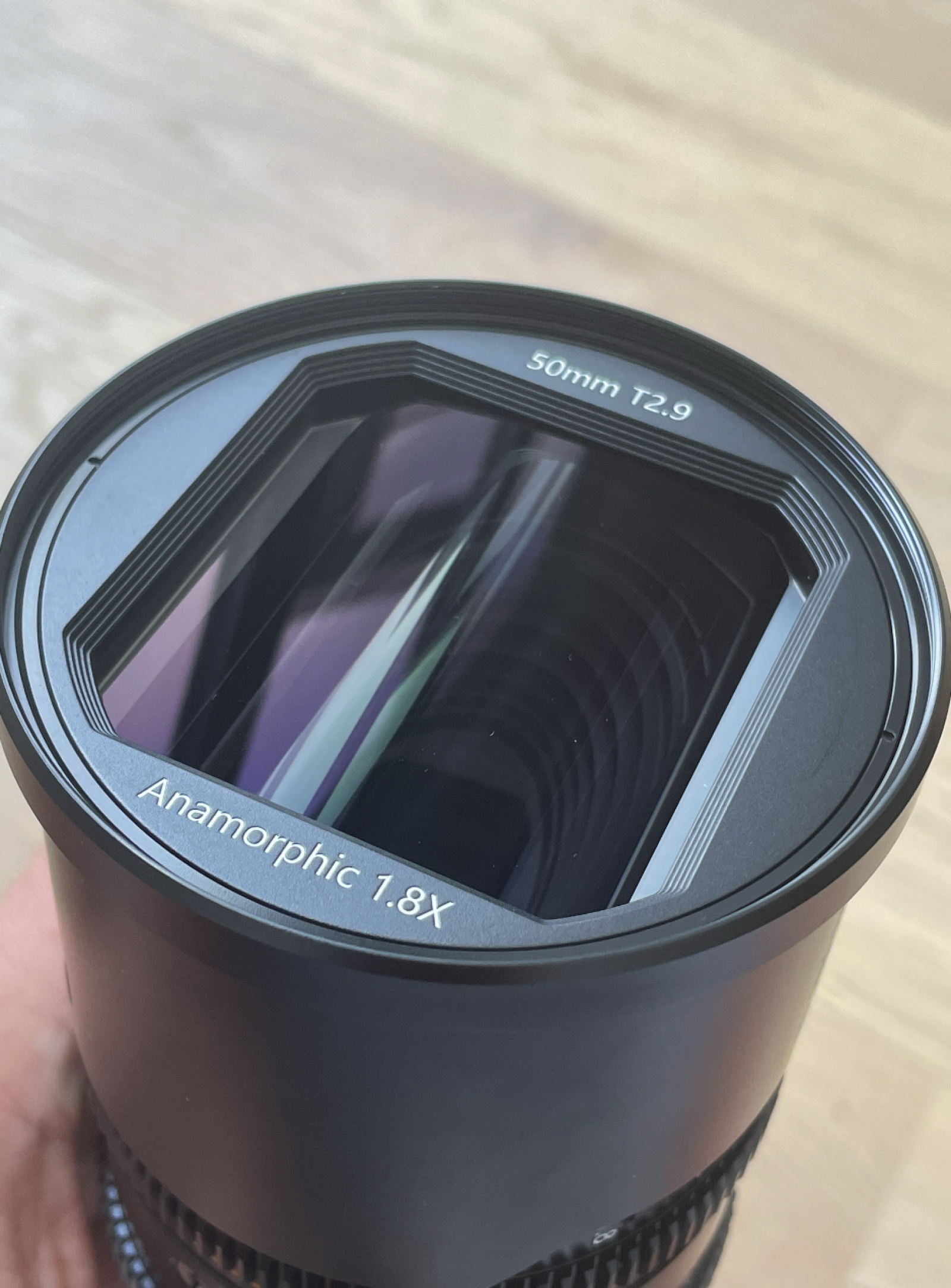 Objectif anamorphique 50mm T2.9 Great Joy Blazar 1.8x PL Mount - Photo 2 sur 2