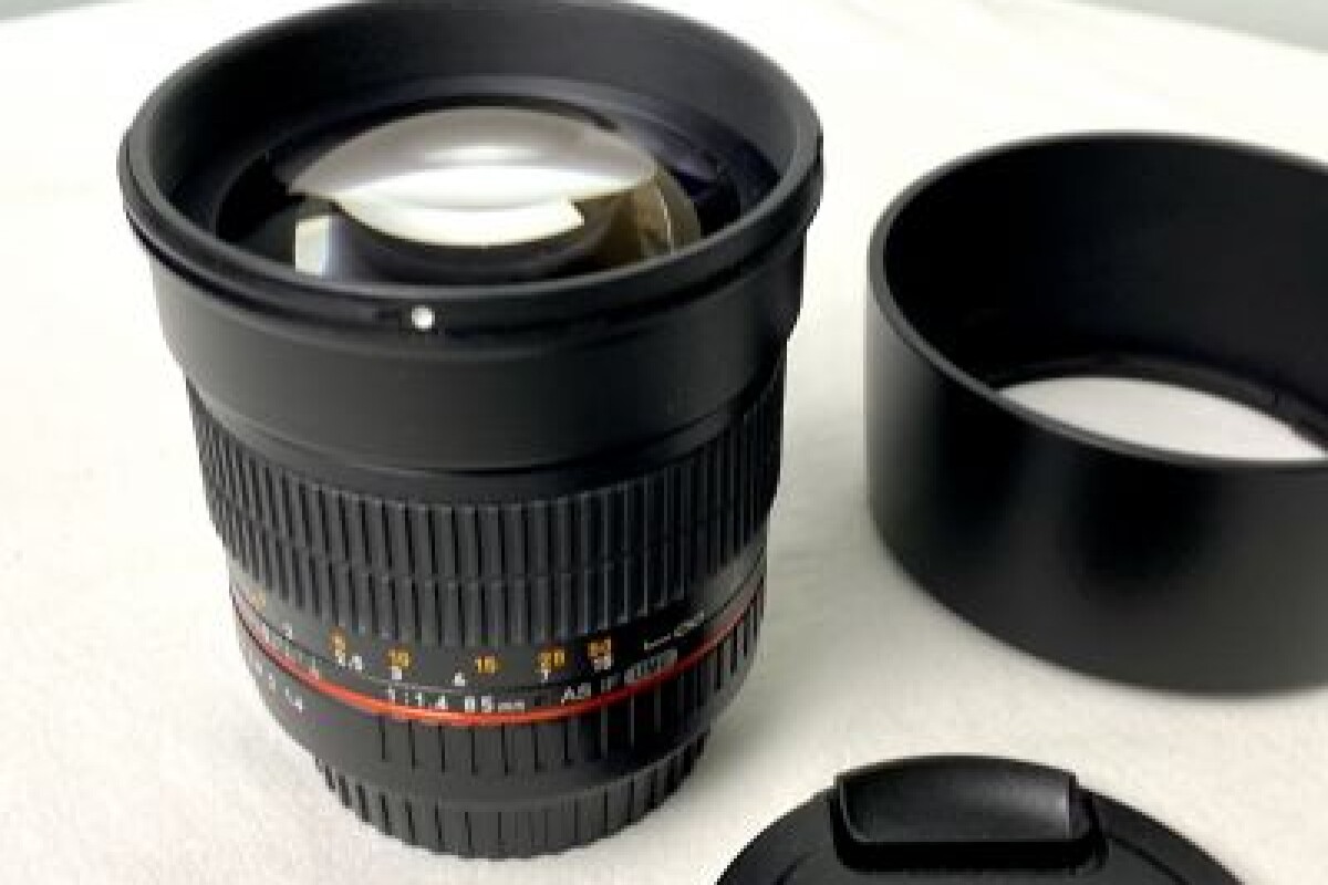 Location Objectif Samyang 85mm T1.4 - Lightyshare