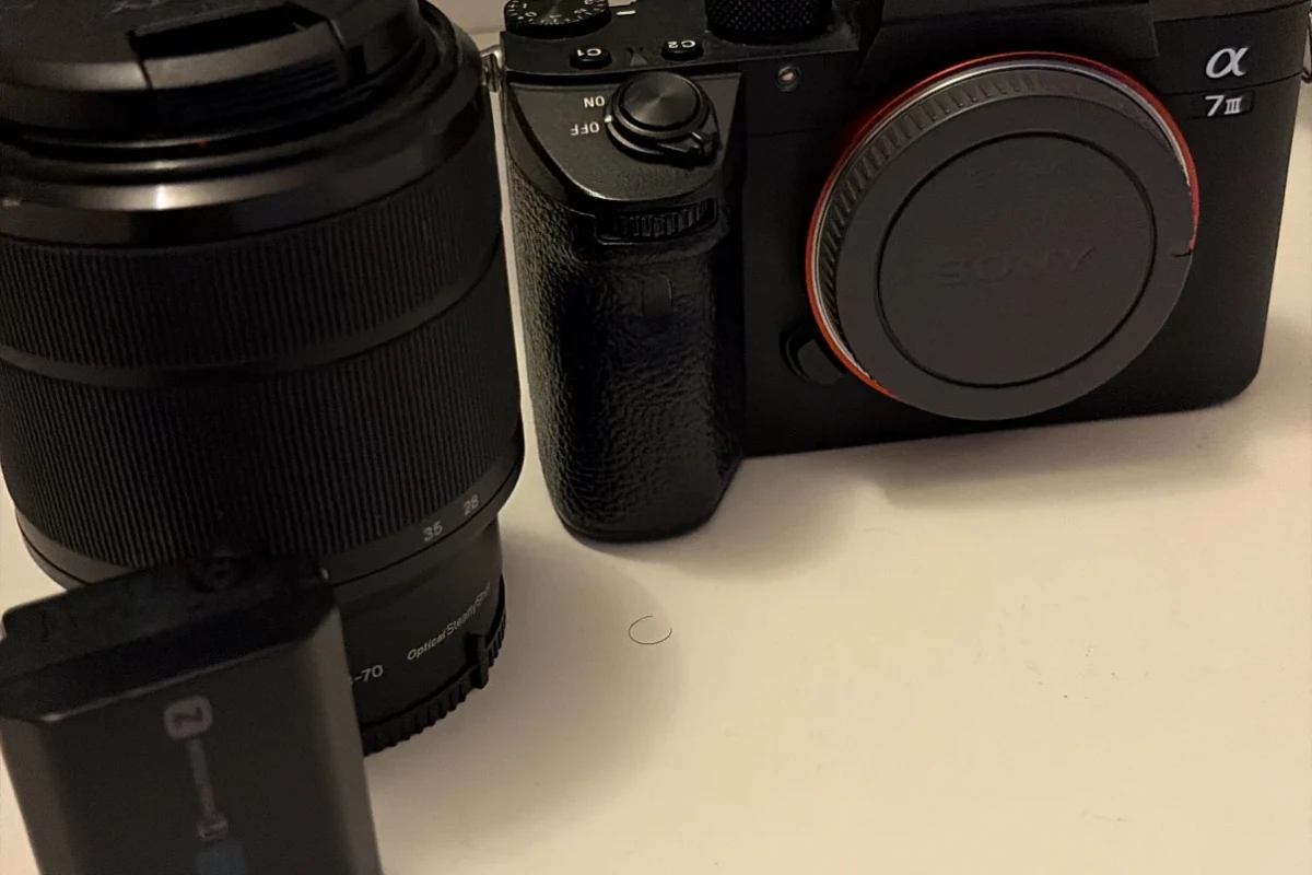 Location Sony Alpha 7 III (ILCE-7M3) - Lightyshare
