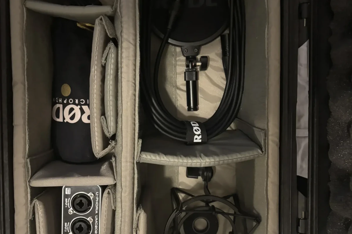 Location PACK enregistrement studio/podcast - Lightyshare