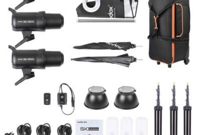 Location KIT FLASH GODOX 300w X3