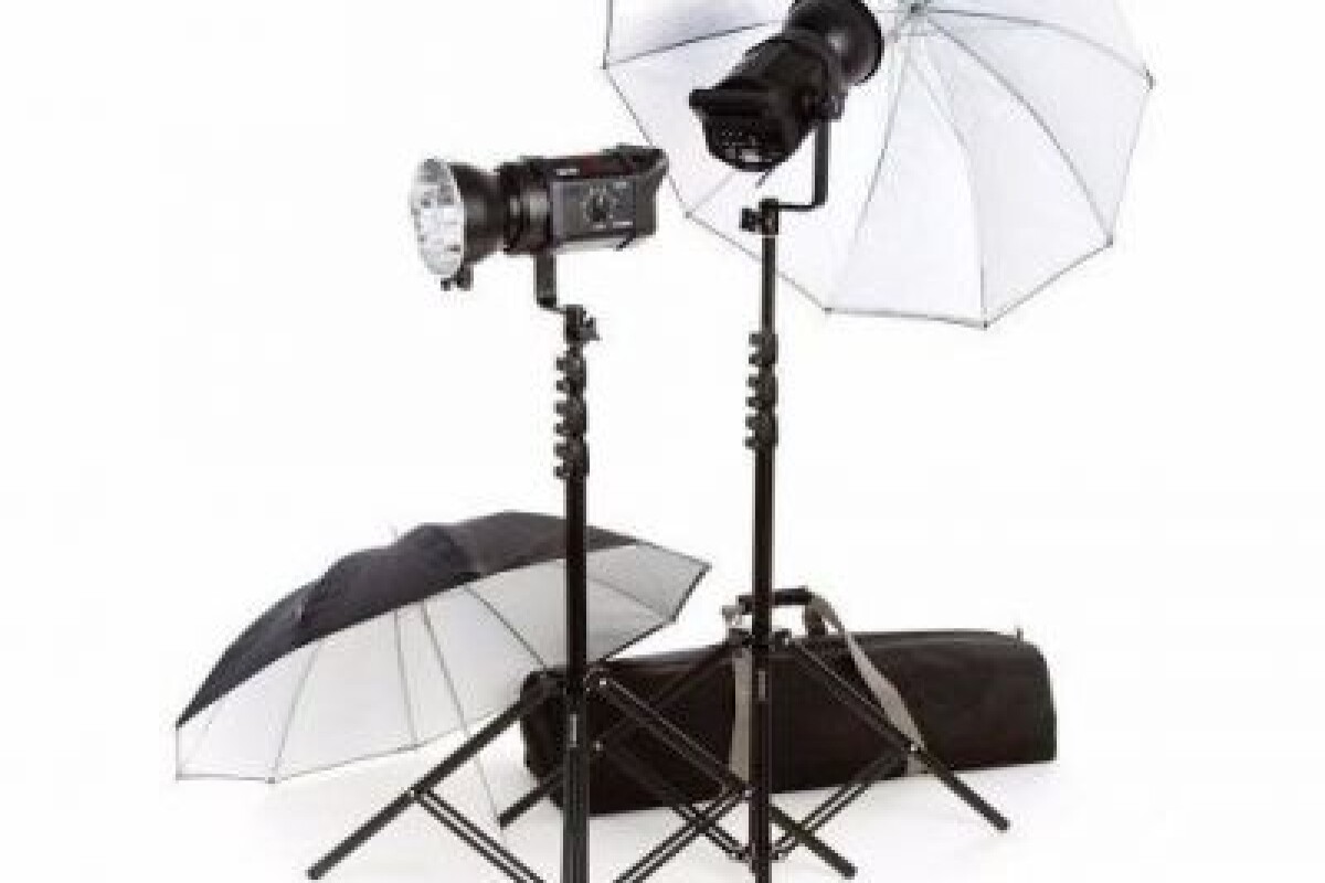 Location KIT FLASH GODOX 300w X2 - Lightyshare