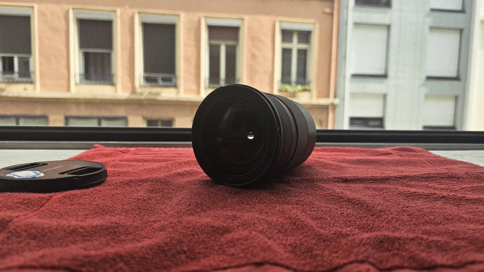 Tamron 17-28mm f/2.8 Di III RXD - Photo 2 sur 3