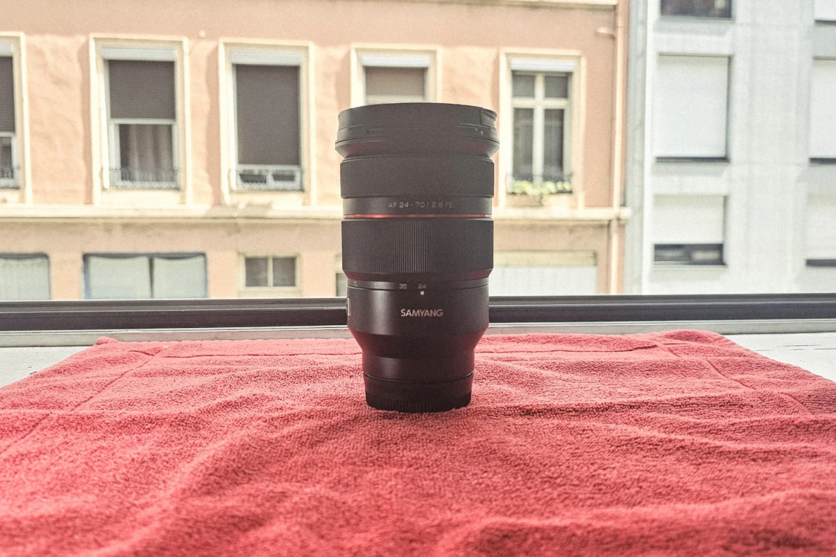 Location Samyang AF 24-70mm F2.8 Sony FE - Lightyshare