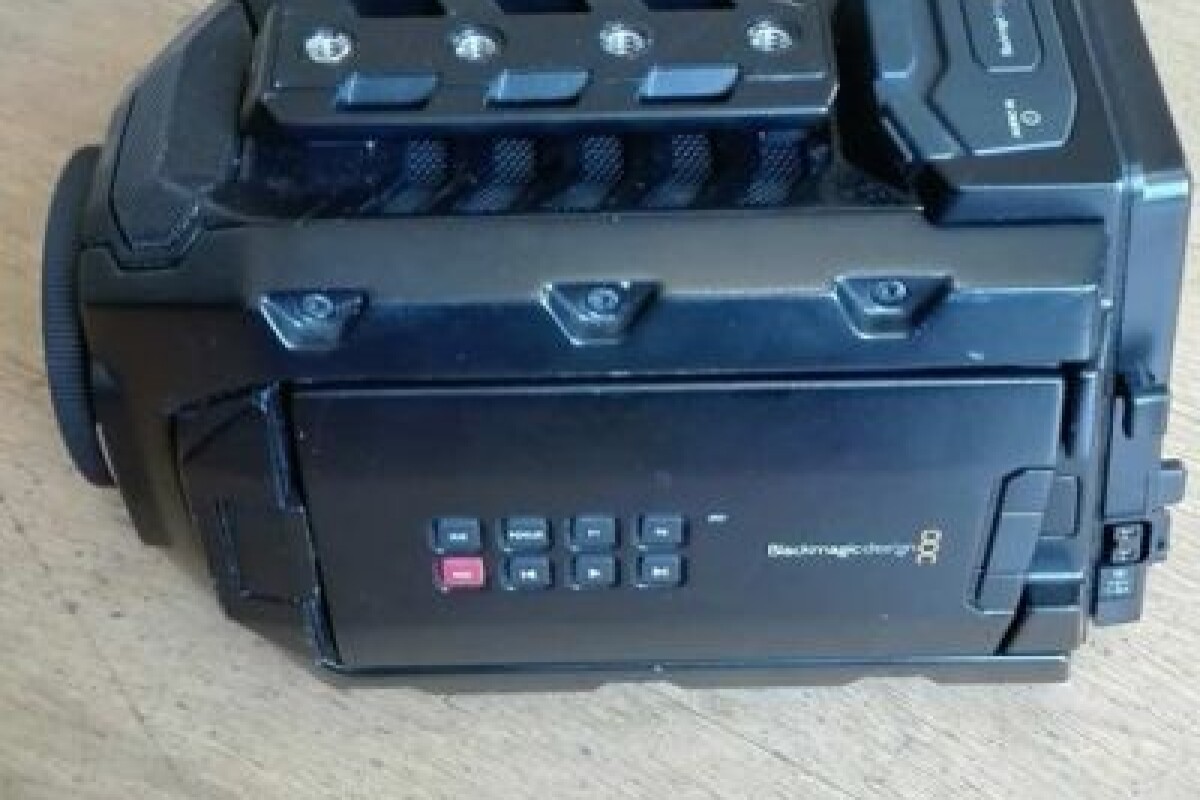 Location Kit Caméra URSA MINI 4.6K - Lightyshare