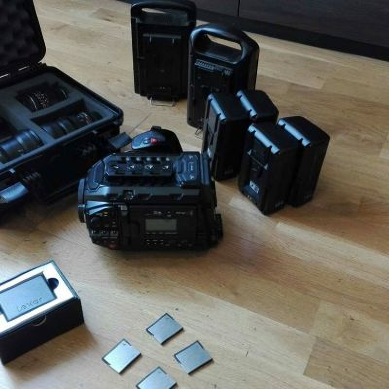 Kit Caméra URSA MINI 4.6K - Photo 2 sur 4
