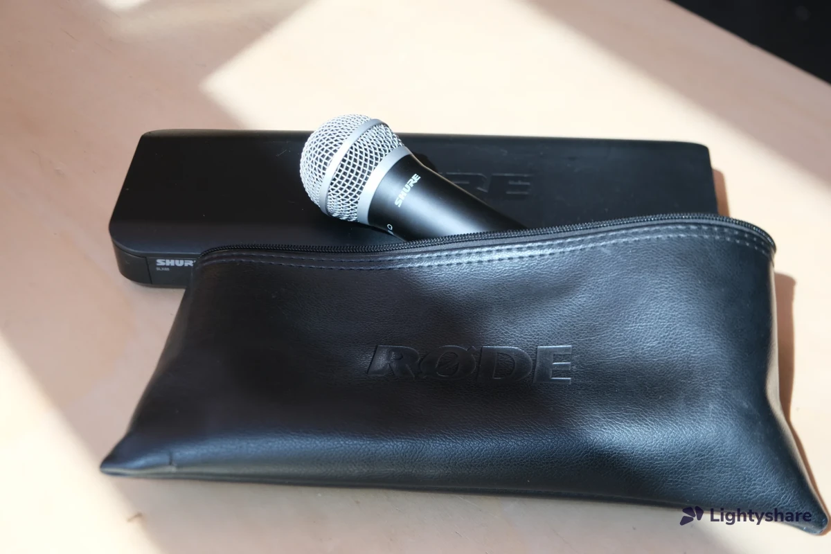 Location Shure PG58 - Lightyshare