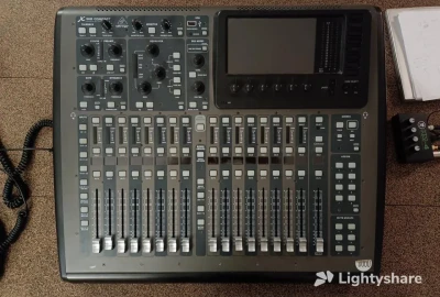 Location Behringer X32 Compact