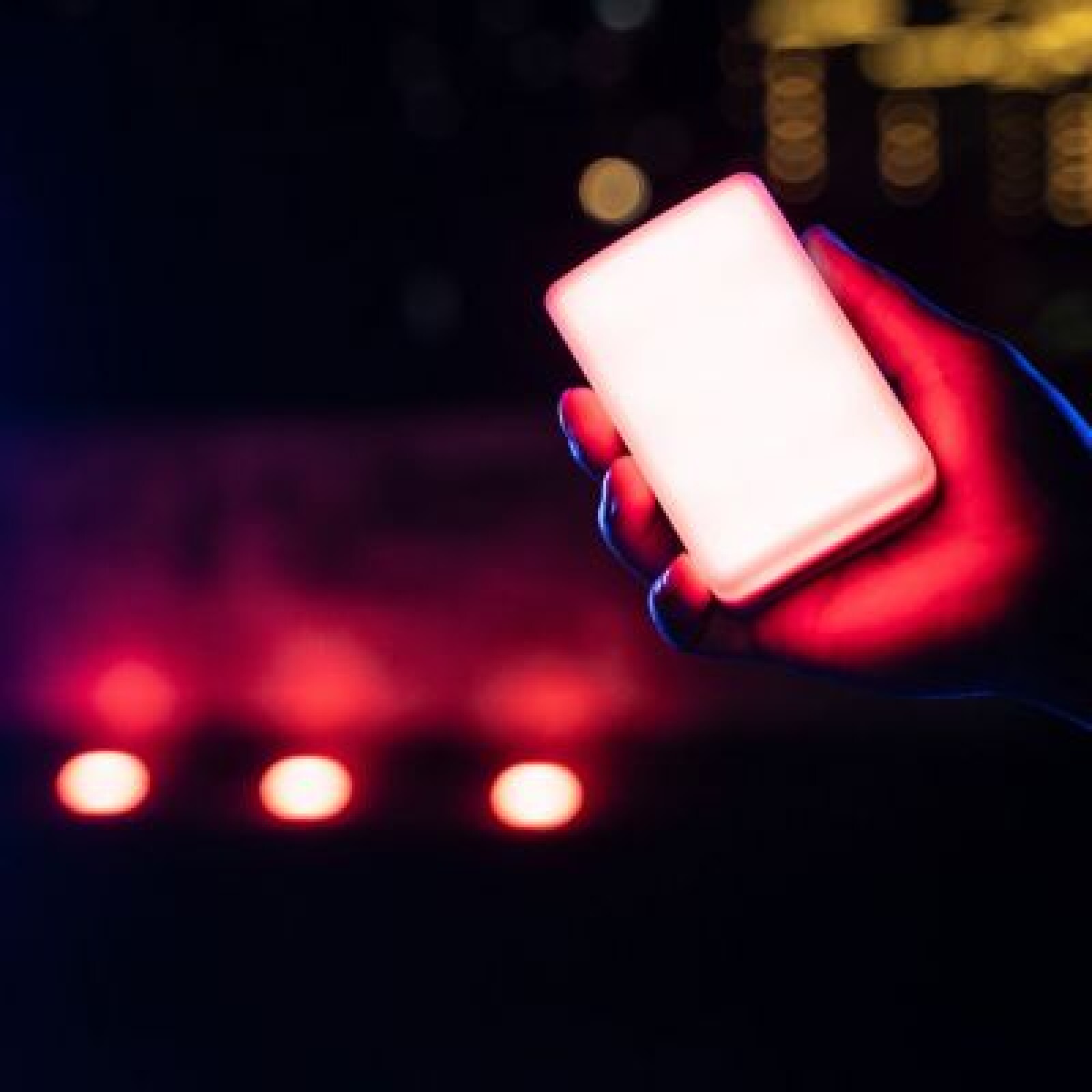 Aputure MC torche LED - Photo 3 sur 3