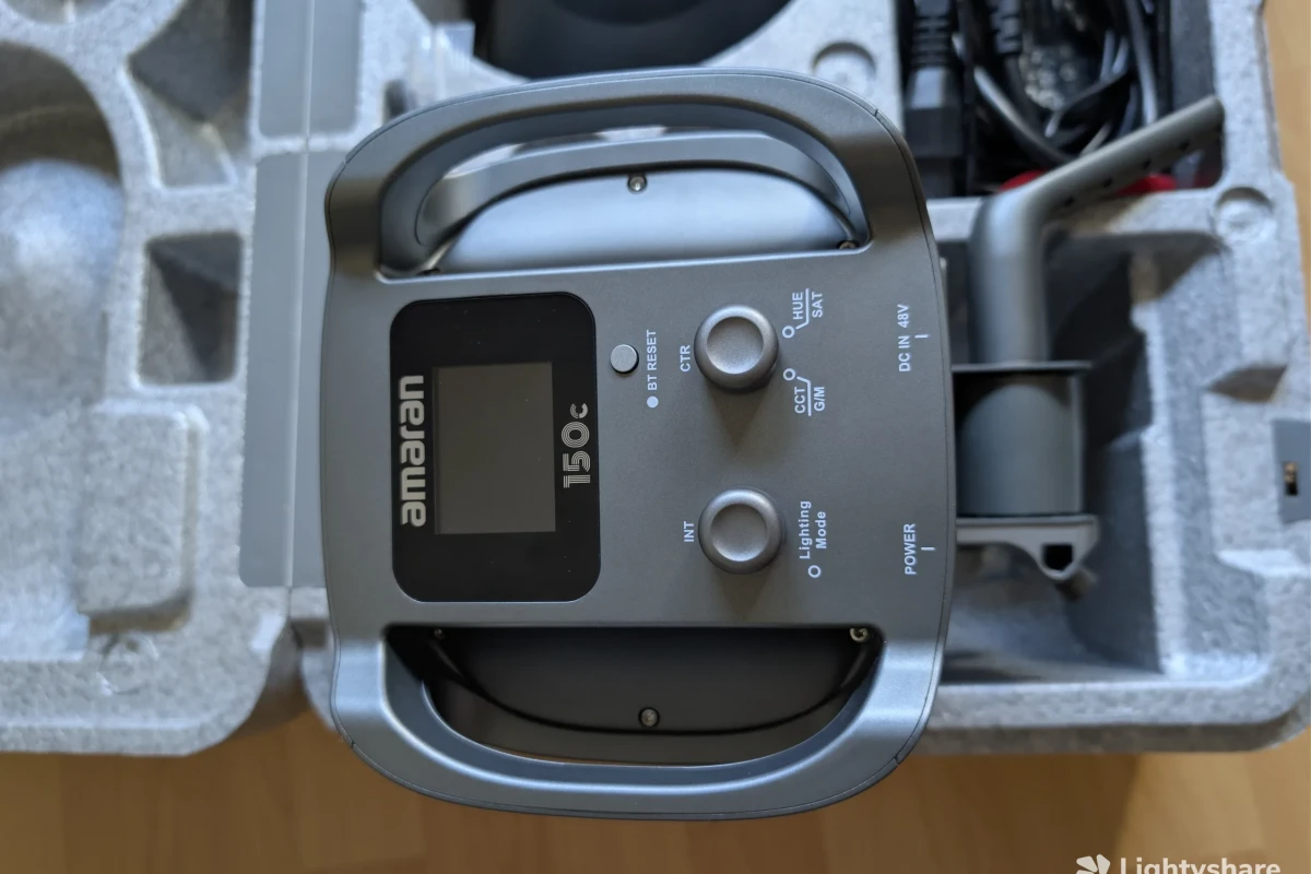 Location Aputure Amaran 150c - Lightyshare