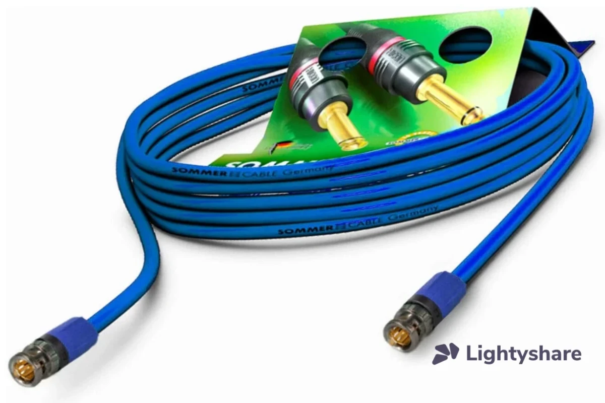 Rent Sommer cable 6g video patch cable SC-Vector 0.8/3.7 HD-SDI, 1 | BNC / BNC, NEUTRIK | black | 25,00m | black (VTGX-2500-SW-SW) - Lightyshare