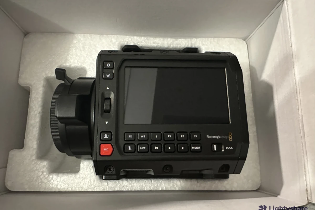 Location Blackmagic Design Blackmagic PYXIS 6K EF - Lightyshare