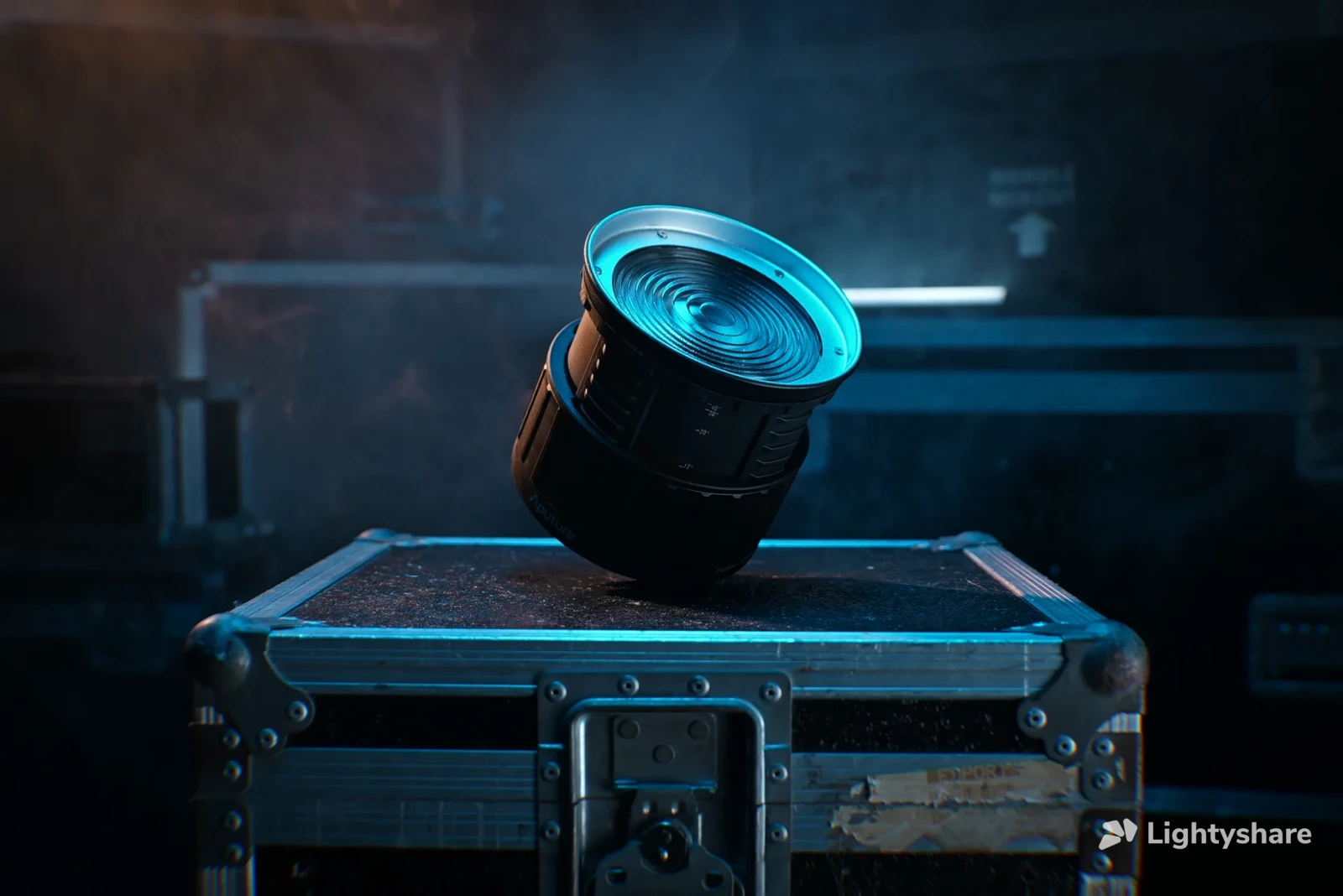 Aputure Fresnel 2X - Photo 2 sur 4