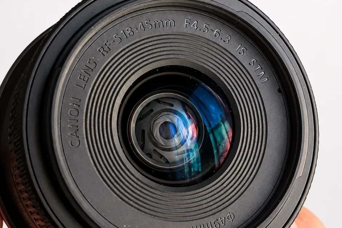 Location Canon RF-S 18-150mm F3.5-6.3 IS STM - Lightyshare