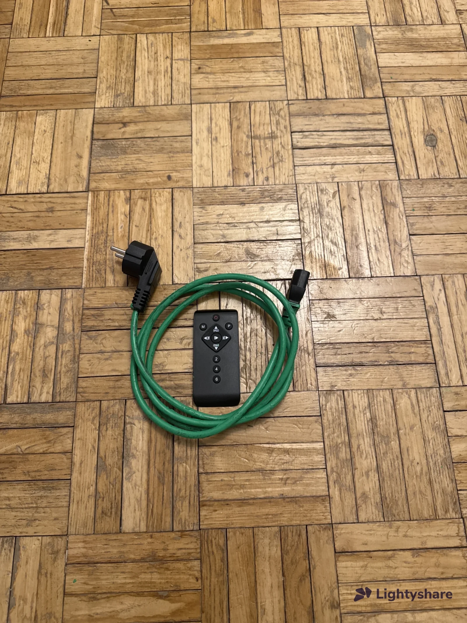TAPIS VERT INCRUSTATION VFX - Photo 3 sur 3