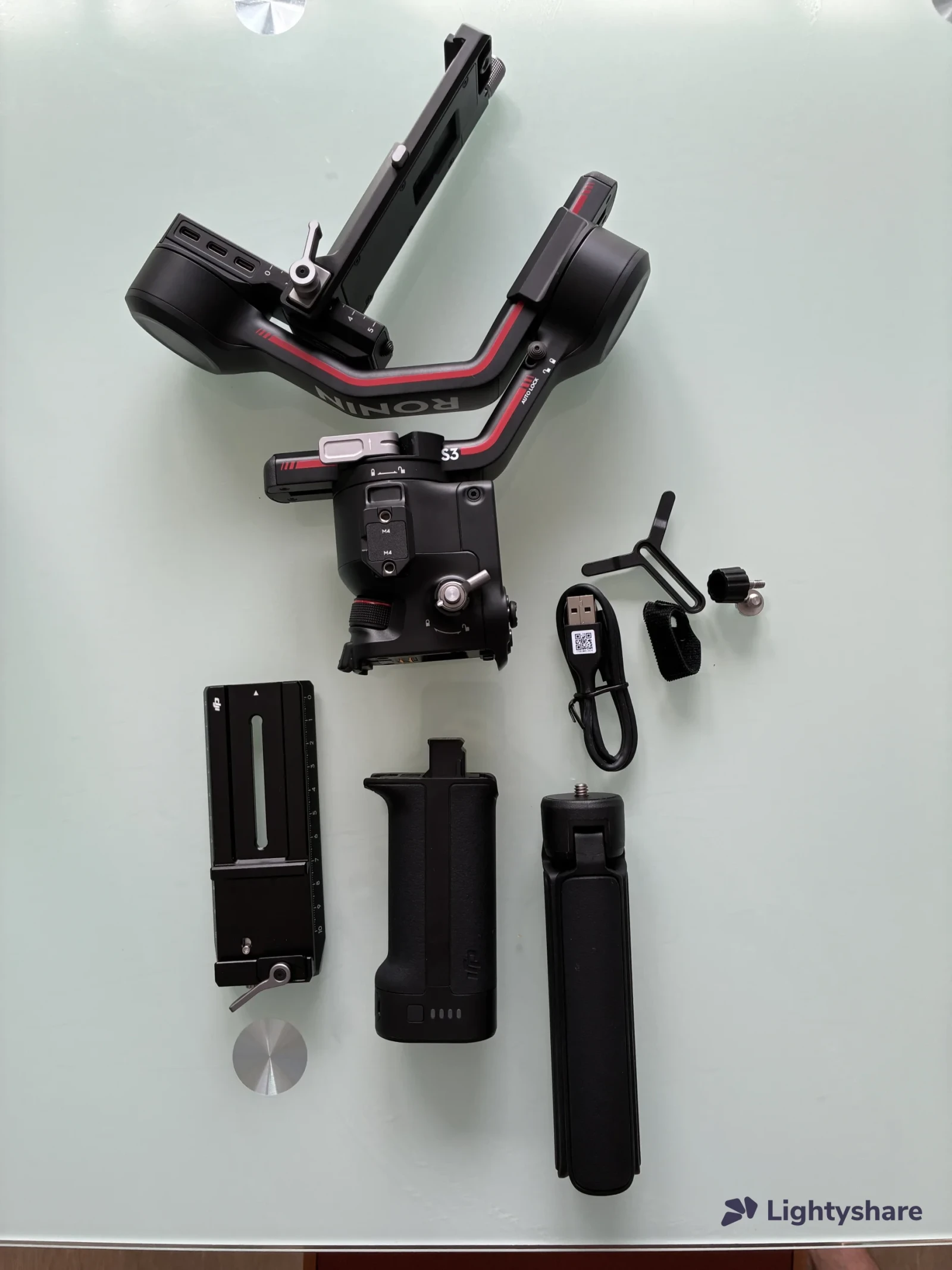 DJI Ronin RS3 - Photo 1 sur 4