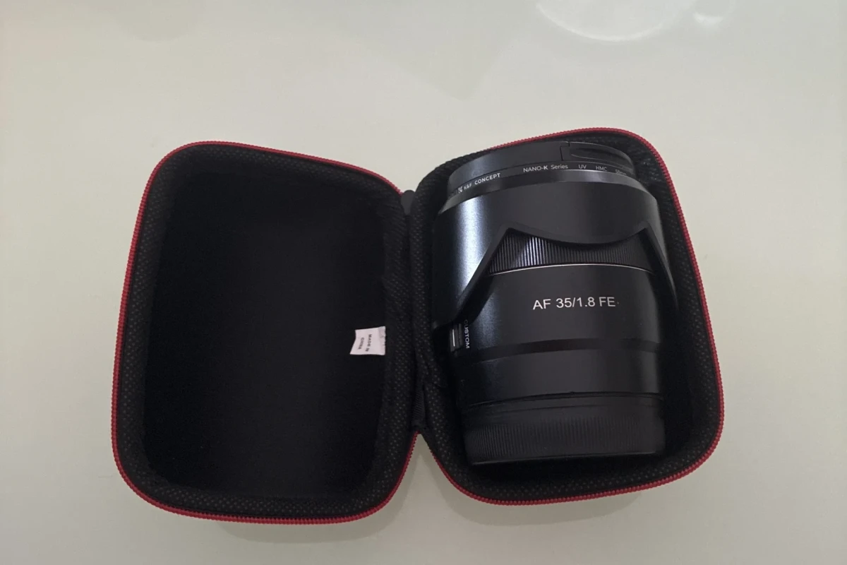 Location Samyang 35mm F1.8 FE - Lightyshare