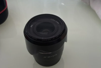 Location Samyang 35mm F1.8 FE