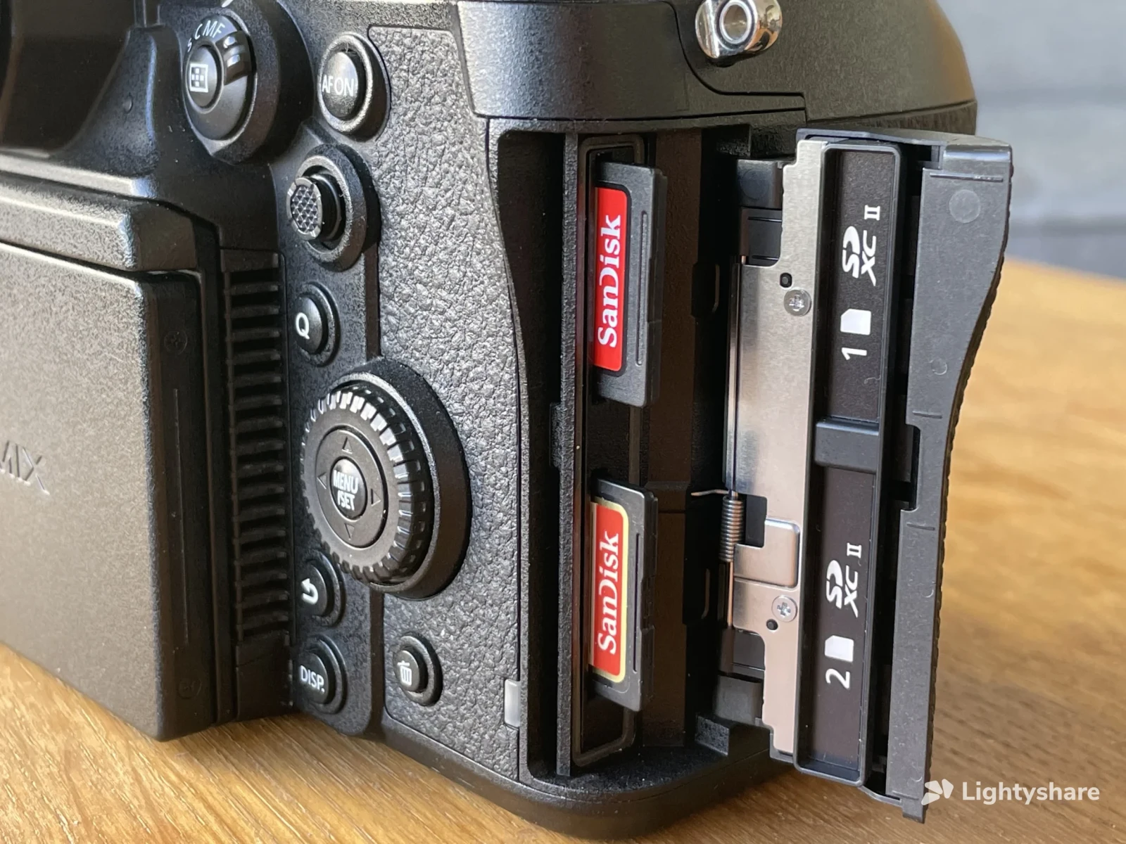 Panasonic Lumix S1H - Photo 5 sur 5