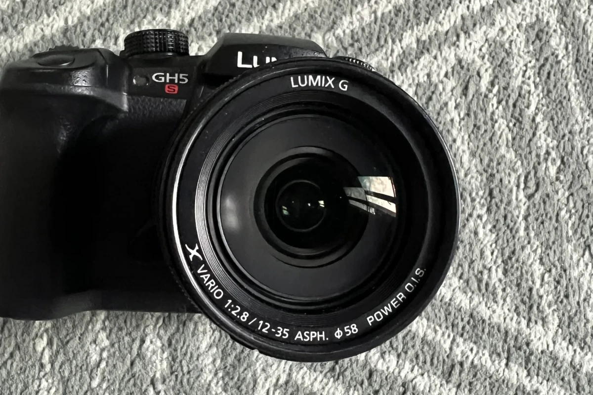 Location Panasonic LUMIX GH5S - Lightyshare