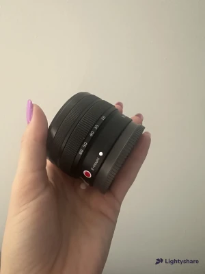 Rent Sony FE 28-60mm f/4-5.6 G