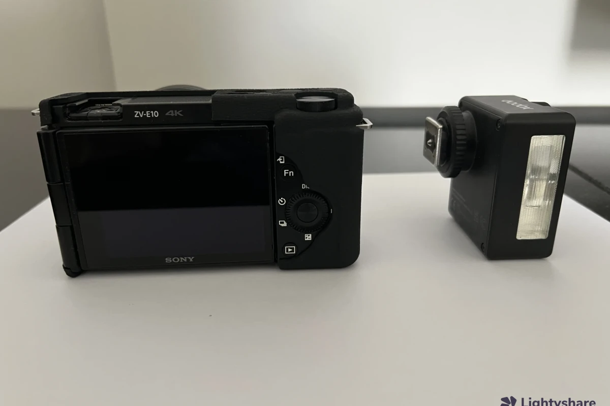 Location Sony ZV-E10 - Lightyshare