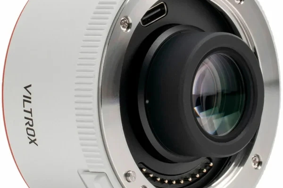 Location Viltrox TC-2.0X Teleconverter for Sony - Lightyshare