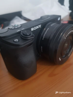 Location Sony Alpha 6400 (ILCE-6400)
