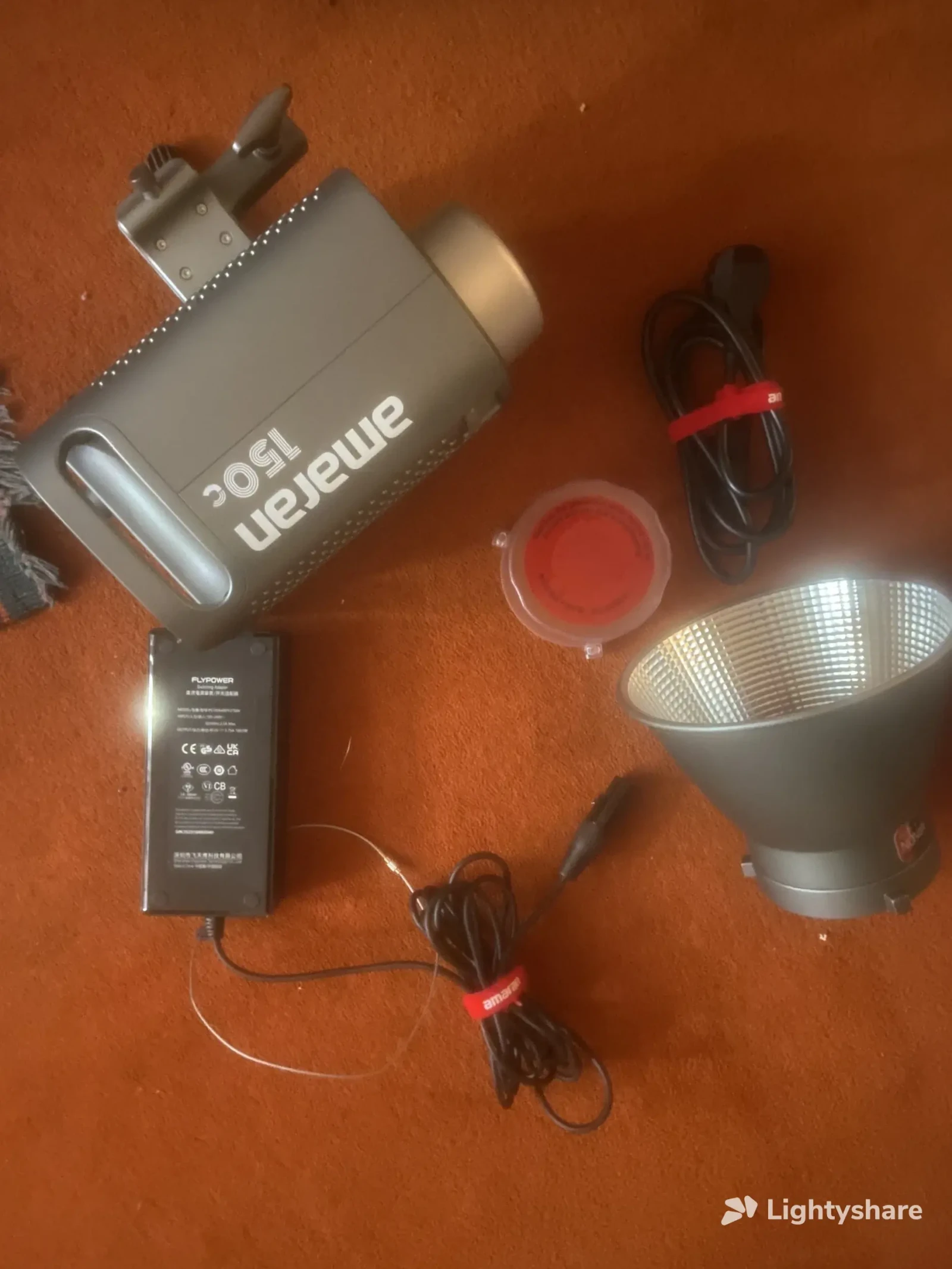 Aputure Amaran 150c - Photo 2 sur 5