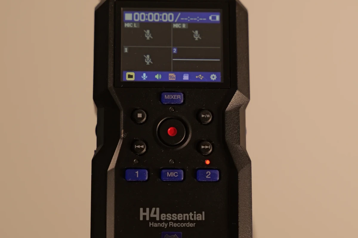 Location Zoom H4essential - Lightyshare