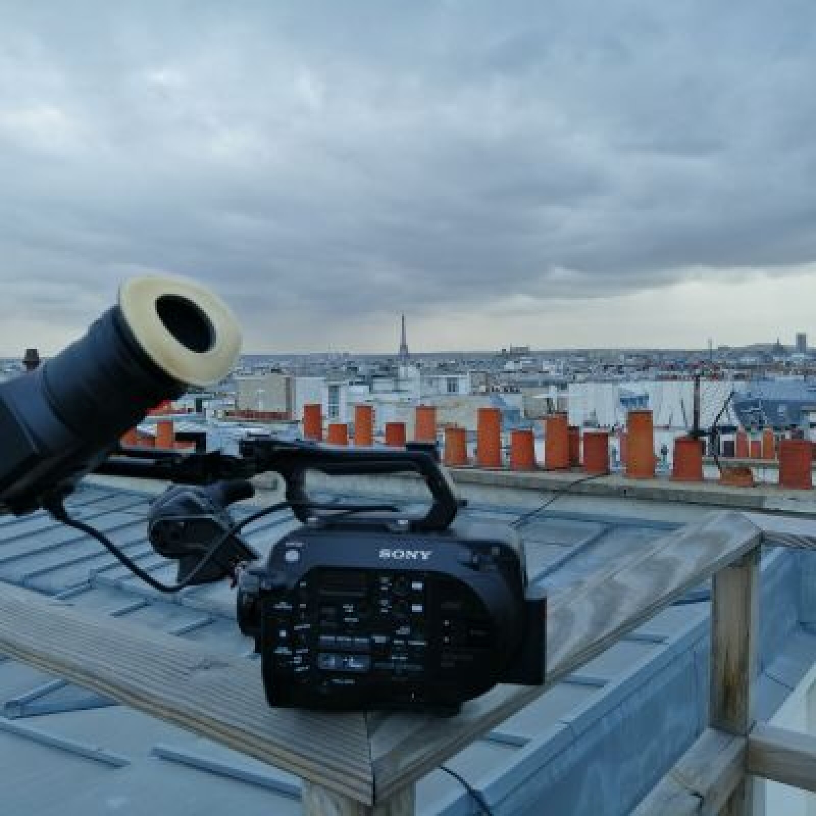 PXW-FS7 + Sigma 18-35 f1.8 - Photo 1 sur 3